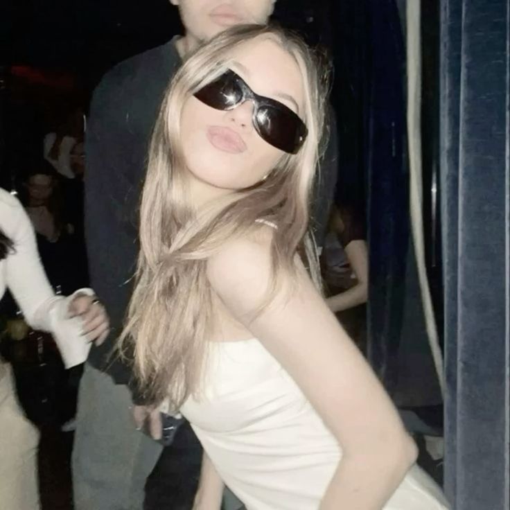 Naznazee